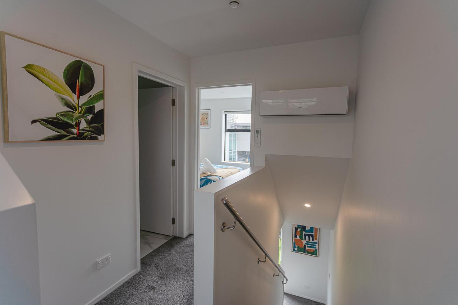 Modern 2 Bedroom Townhouse In Cbd With Parking! Sleeps 5 Christchurch Exterior foto