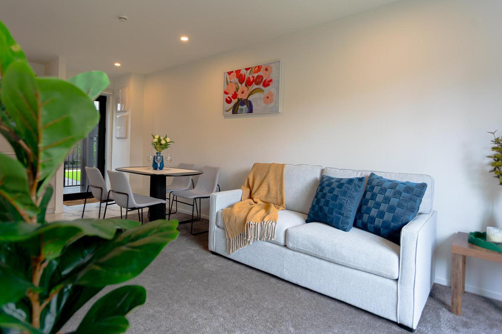 Modern 2 Bedroom Townhouse In Cbd With Parking! Sleeps 5 Christchurch Exterior foto
